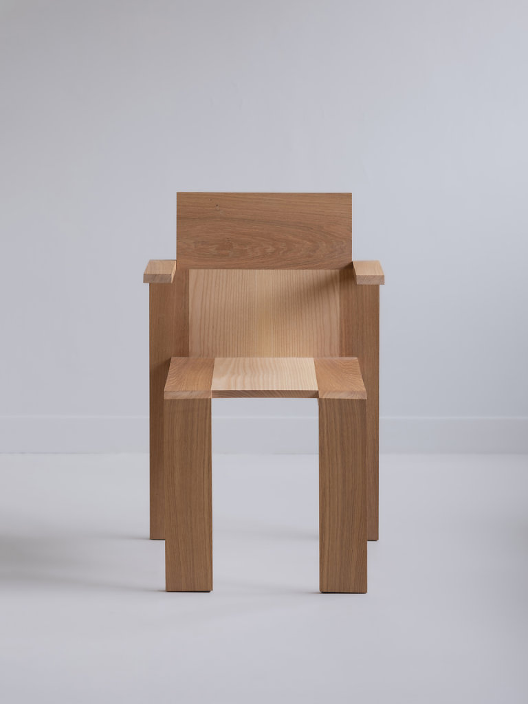 fauteuil-carre-accoudoir-1144.JPG