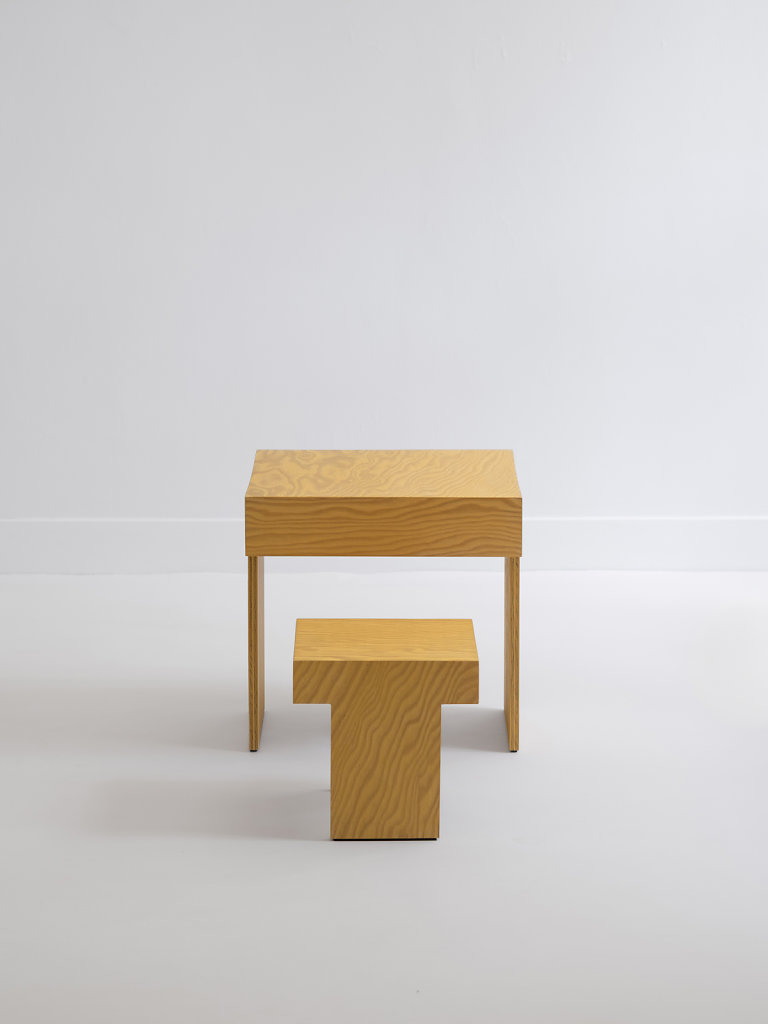 tables-T-2699.JPG