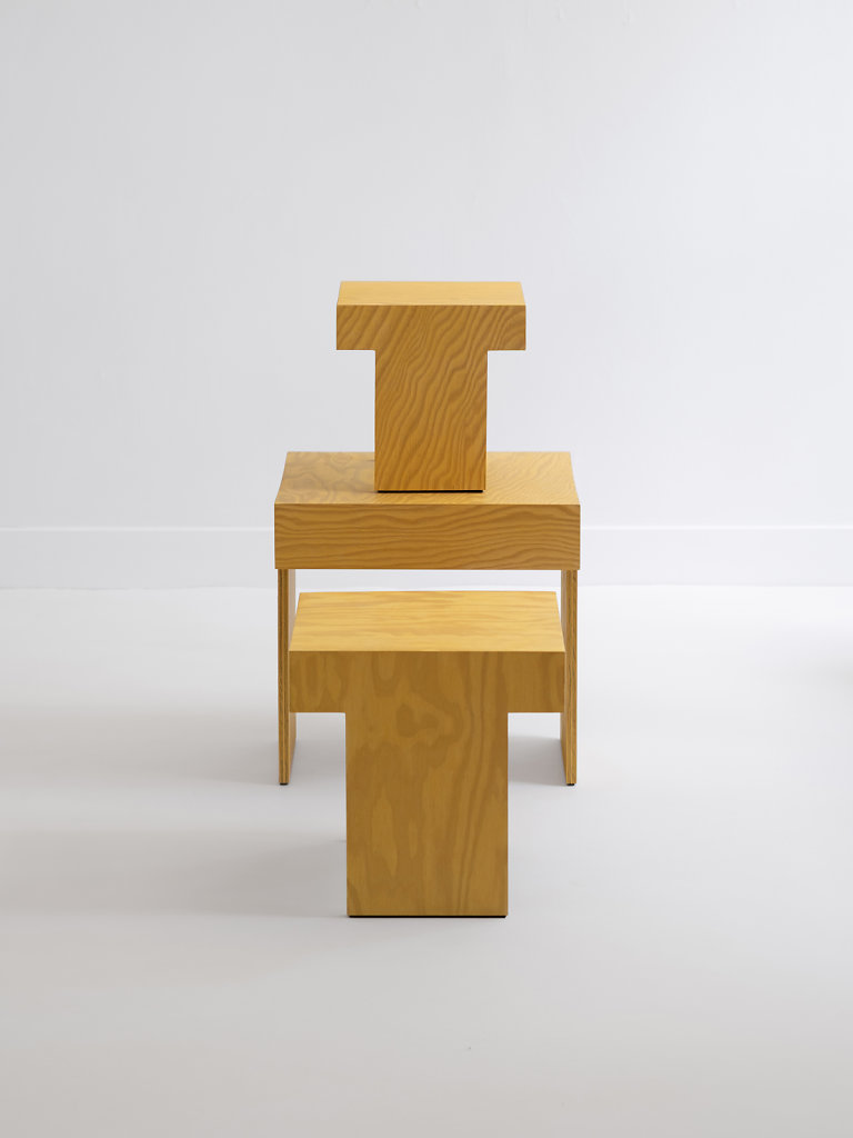 tables-T-2701.JPG